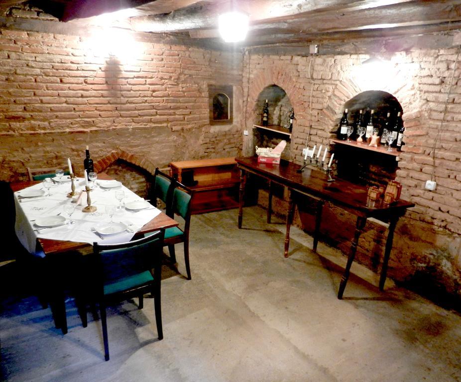 Feel Old Tbilisi Apartment Luaran gambar